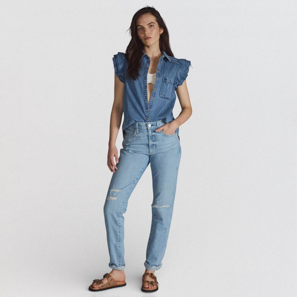 AMO Low Down Jeans Relaxed Straight‎ Leg Distressed Women 27 Lt Blue Clean Girl
